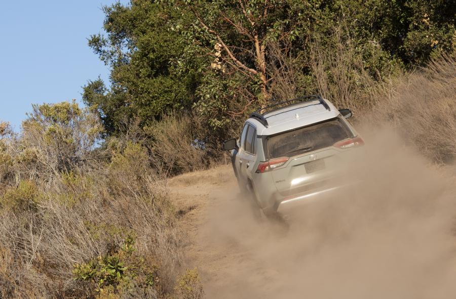 Toyota RAV4 Adventure 2018 года  (NA) (фото 23 из 196)